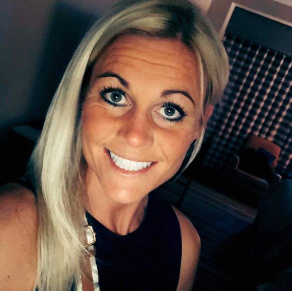Meet your Posher, Ashley - Picture 1 of 1